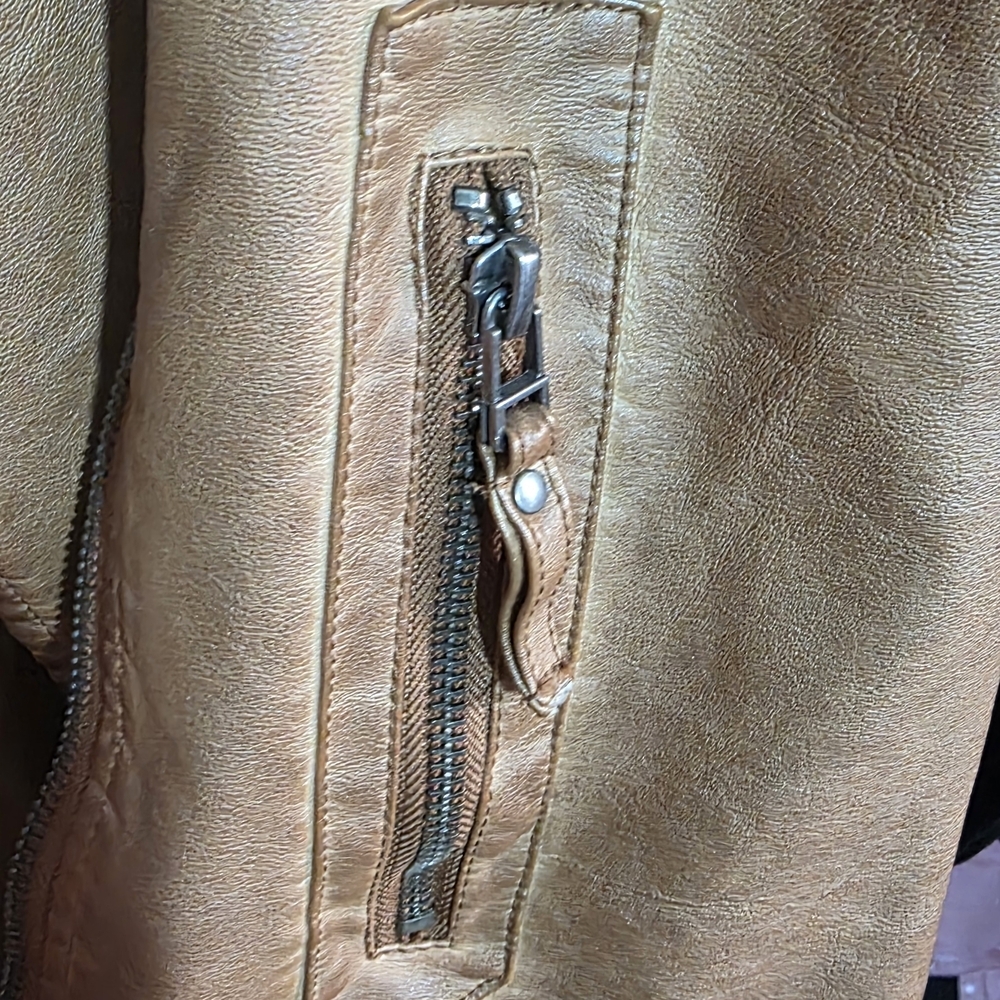 Max Studio Light Brown Faux Leather Moto Biker Jacket Sz Large - Picture 7 of 8